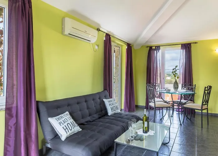 Gorgeous In With Wifi * Liznjan